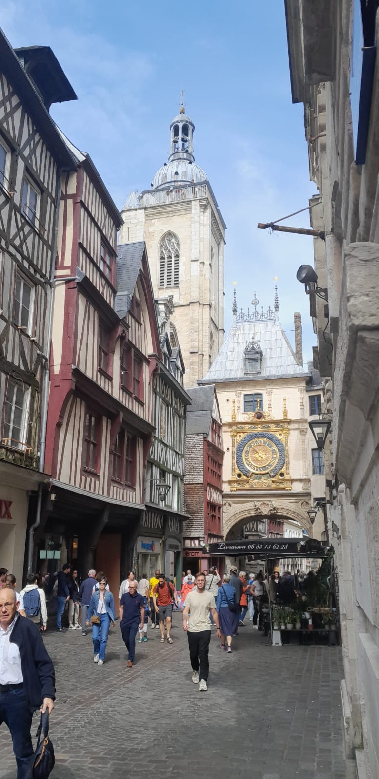 241 rouen le grand horloge